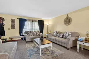 376 Canyon Trail, Carol Stream, IL 60188 - Photo 7