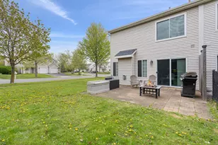 2887 Impressions Dr, Lake in the Hills, IL 60156 - Photo 25