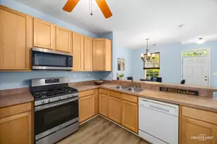 281 Springbrook Trail S, Oswego, IL 60543 - Photo 7