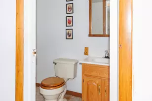 4685 Keller Rd, Iuka, IL 62849 - Photo 21