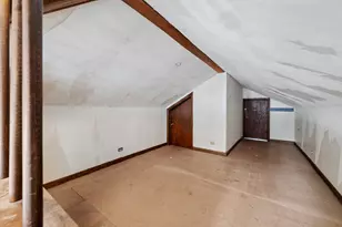 18 N Worth Ave, Elgin, IL 60123 - Photo 23