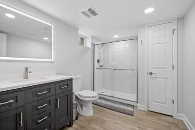 18 N Worth Avenue, Elgin, IL 60123 - Photo 21
