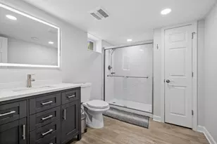 18 N Worth Ave, Elgin, IL 60123 - Photo 21