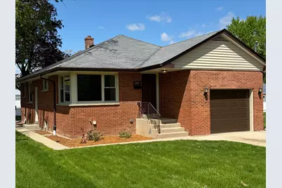 289 Chestnut Street, Antioch, IL 60002 - Photo 1