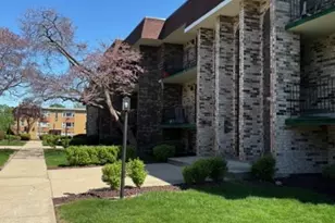 9132 S Pulaski Rd, Oak Lawn, IL 60453 - Photo 3