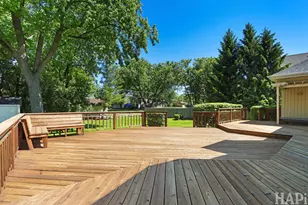 225 Spruce Rd, Northbrook, IL 60062 - Photo 33