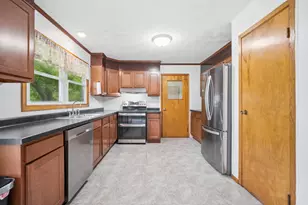 15036 Durkee Rd, Harvard, IL 60033 - Photo 5
