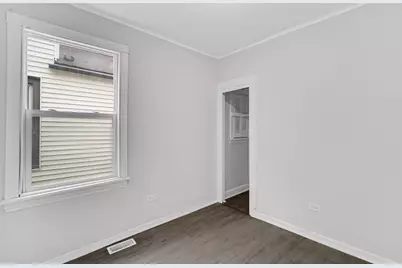 1114 N Waller Avenue, Chicago, IL 60651 - Photo 13