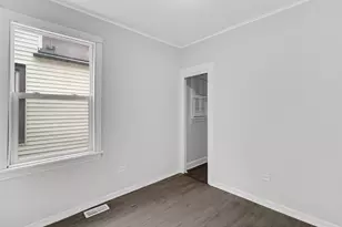 1114 N Waller Ave, Chicago, IL 60651 - Photo 13