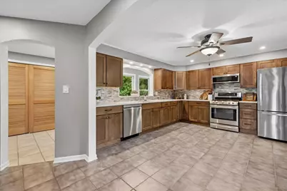 166 Mohawk Trail, Algonquin, IL 60102 - Photo 9
