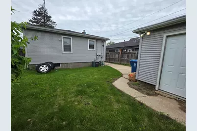 757 Newell Avenue, Calumet City, IL 60409 - Photo 15