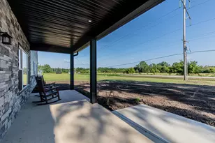 1854 W Backbone Rd, Princeton, IL 61356 - Photo 5