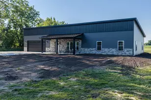 1854 W Backbone Rd, Princeton, IL 61356 - Photo 3