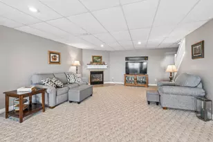 29785 Deer Valley Dr, Deer Grove, IL 61243 - Photo 33