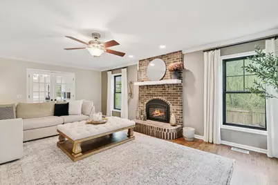 299 Concord Square, Gurnee, IL 60031 - Photo 9