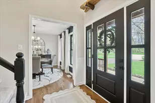 299 Concord Square, Gurnee, IL 60031 - Photo 3