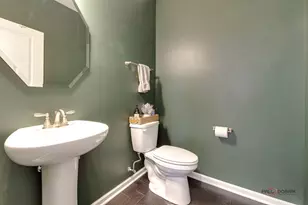 546 Council Cir, Vernon Hills, IL 60061 - Photo 15