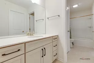 546 Council Cir, Vernon Hills, IL 60061 - Photo 23