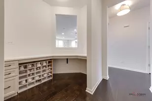 546 Council Cir, Vernon Hills, IL 60061 - Photo 13