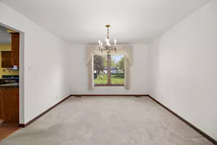 375 Nevada St, Frankfort, IL 60423 - Photo 9