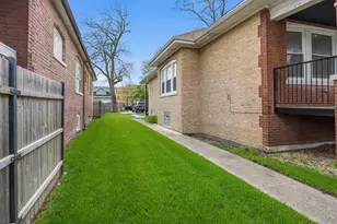 131 W 108th St, Chicago, IL 60628 - Photo 3