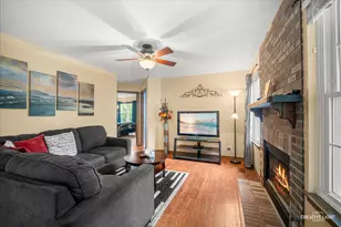 1085 Rockport Dr, Carol Stream, IL 60188 - Photo 3