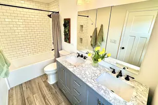 218 N Eastwood Ave, Mount Prospect, IL 60056 - Photo 7