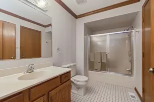 17800 Cameron Pkwy, Orland Park, IL 60467 - Photo 21