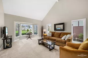 292 Winding Creek Dr, Naperville, IL 60565 - Photo 5