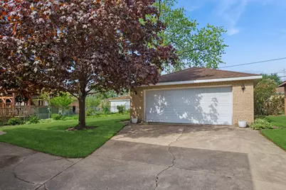 8538 N Oketo Avenue, Niles, IL 60714 - Photo 3