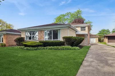 8538 N Oketo Avenue, Niles, IL 60714 - Photo 1