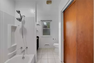 64 E Benton Street, Oswego, IL 60543 - Photo 11