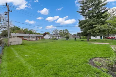 64 E Benton Street, Oswego, IL 60543 - Photo 21