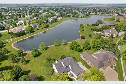 1808 Foxborough Court, Champaign, IL 61822 - Photo 5