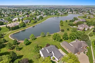 1808 Foxborough Ct, Champaign, IL 61822 - Photo 5