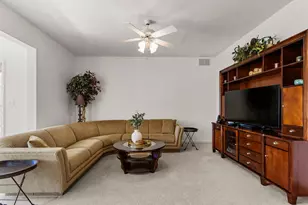 1808 Foxborough Ct, Champaign, IL 61822 - Photo 21