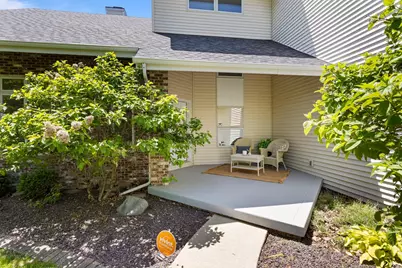1808 Foxborough Court, Champaign, IL 61822 - Photo 9