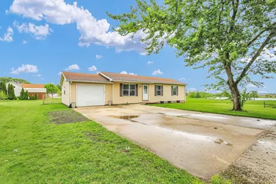 841 S High Street, Paxton, IL 60957 - Photo 3