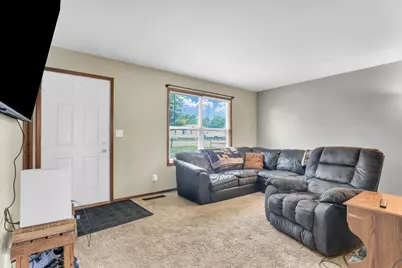 841 S High Street, Paxton, IL 60957 - Photo 7