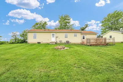 841 S High Street, Paxton, IL 60957 - Photo 23