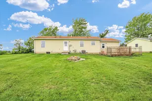 841 S High St, Paxton, IL 60957 - Photo 23