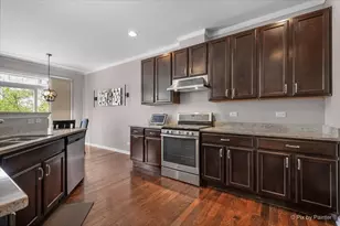 272 Bennett Dr, Carol Stream, IL 60188 - Photo 7