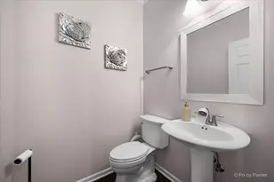 272 Bennett Dr, Carol Stream, IL 60188 - Photo 19