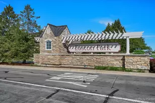 272 Bennett Dr, Carol Stream, IL 60188 - Photo 3