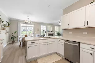 206 Madison Dr, Streamwood, IL 60107 - Photo 7