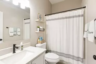 206 Madison Dr, Streamwood, IL 60107 - Photo 13