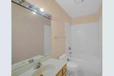 4635 S Greenwood Avenue, Chicago, IL 60653 - Photo 9