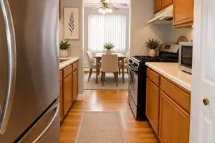 6113 W 64th Pl, Chicago, IL 60638 - Photo 11
