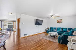 855 Magnolia Dr, Bourbonnais, IL 60914 - Photo 11