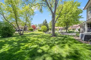 323 Ford Ln, Bartlett, IL 60103 - Photo 47